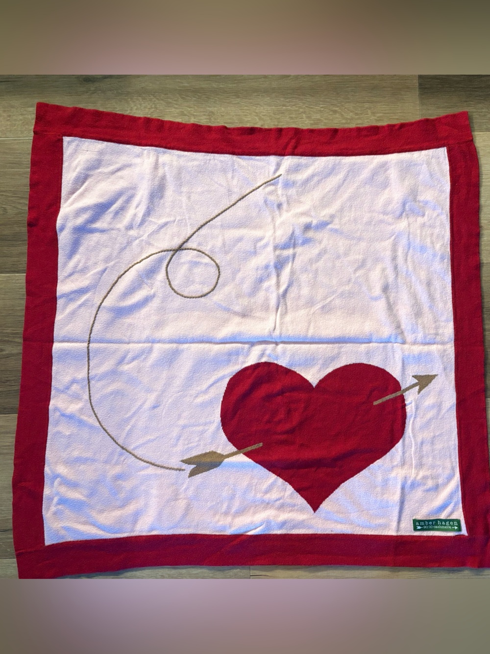Amber Hagen 90/10 Cotton Cashmere Blend Heart and Arrow Knit Throw Blanket
